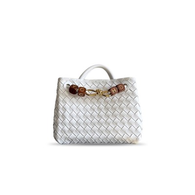 BOTTEGA VENETA SMALL ANDIAMO IN WHITE BAG 743568 (25*22*10.5cm)